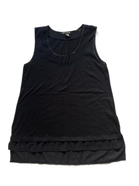 QED London Black Layered-Hem Scoop Tank